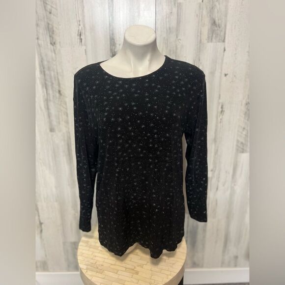 Black Sweater - Picture 1 of 8